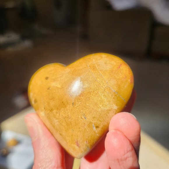 Peruvian Yellow Onyx Natural Stone Heart Rock Mineral Valentine - Picture 4 of 11